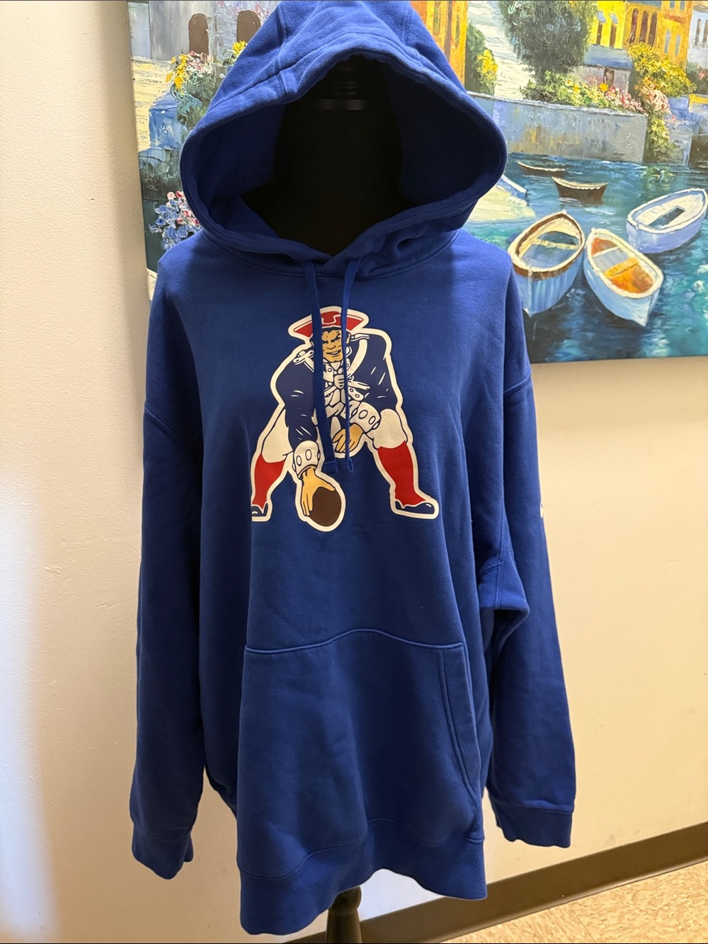 Nike Blue Graphic Crewneck Hoodie with Red & White Accent